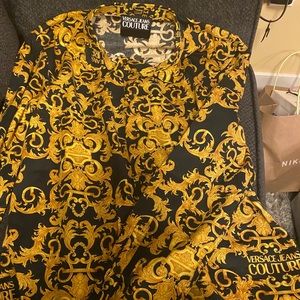 Men’s Versace button up shirt